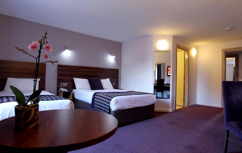 Leonardo Hotel Belfast Esterno foto